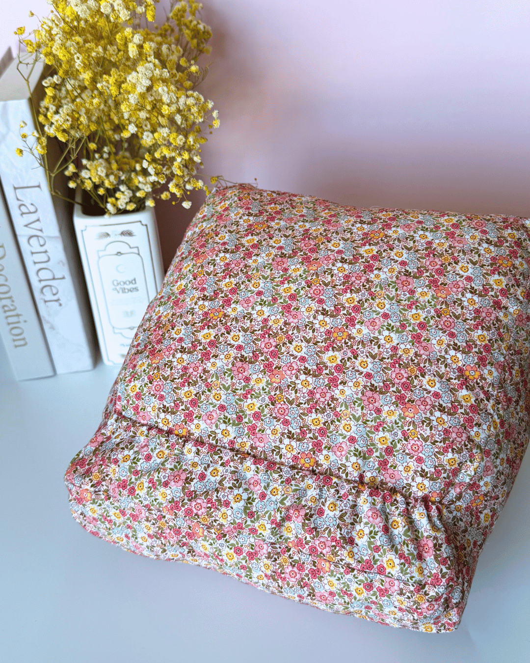 Coussin pour liseuse petites fleurs