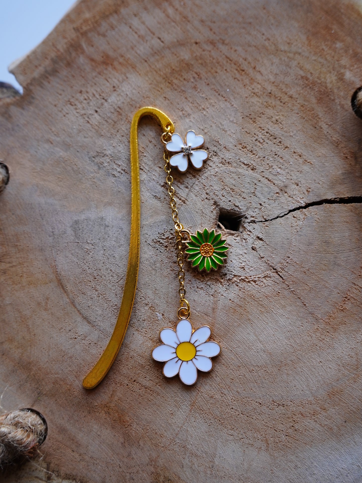Marque-page printemps fleurs blanches et verte