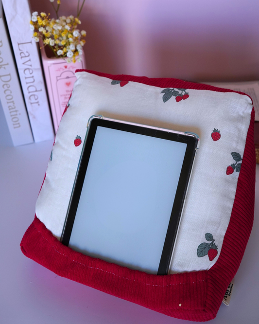 Coussin pour liseuse fraises