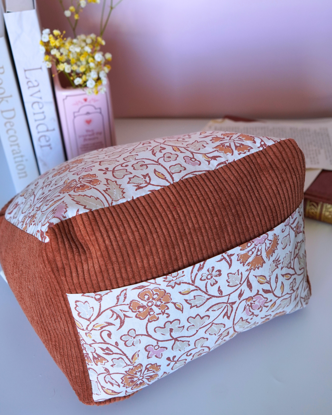 Coussin pour liseuse fleurs marrons