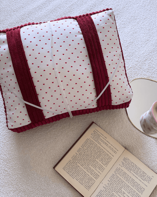 Coussin de lecture velours rouge