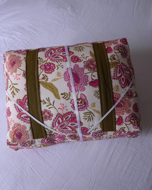 Coussin de lecture kaki