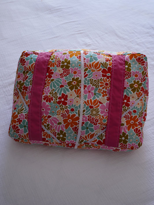 Coussin de lecture automne fleurs pop