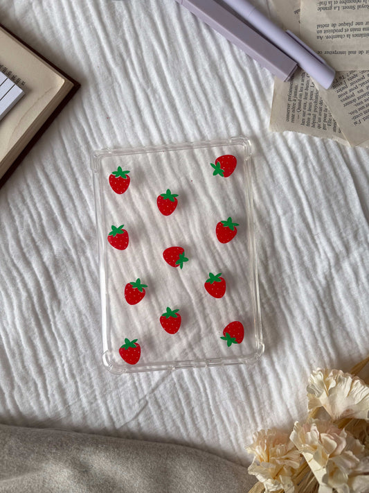 Coque liseuse transparente avec motifs fraises