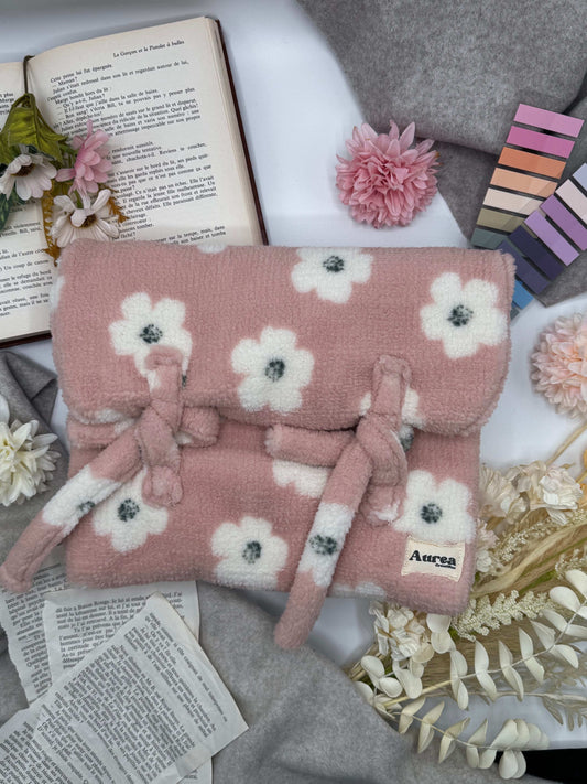 Housse pour livre ou ordinateur en tissu Teddy rose - Modèle Fleur - Aurea Créations